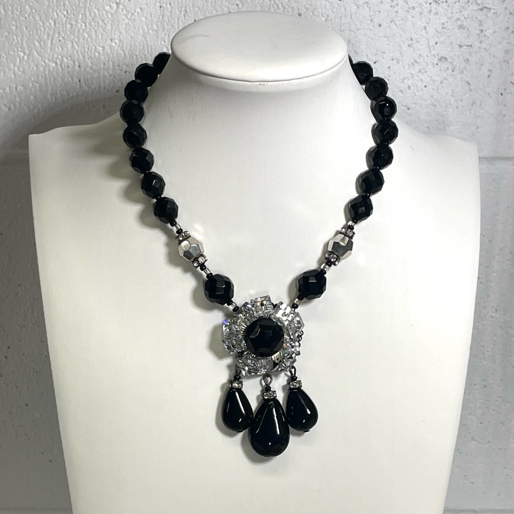 Vintage Mariam Haskell necklace choker